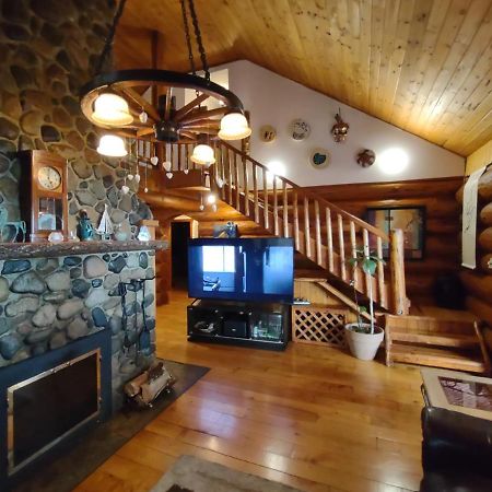 Union Bay Log Home ภายนอก รูปภาพ