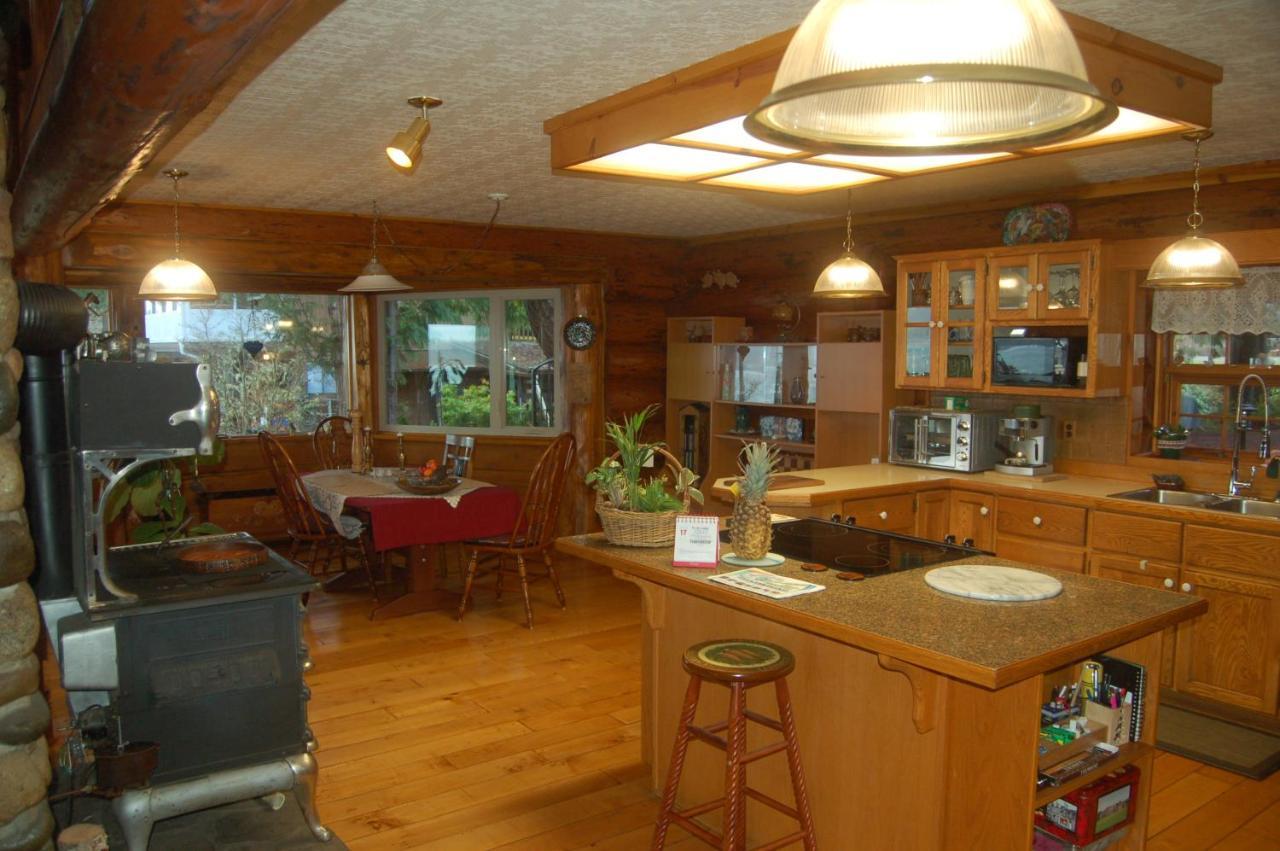 Union Bay Log Home ภายนอก รูปภาพ